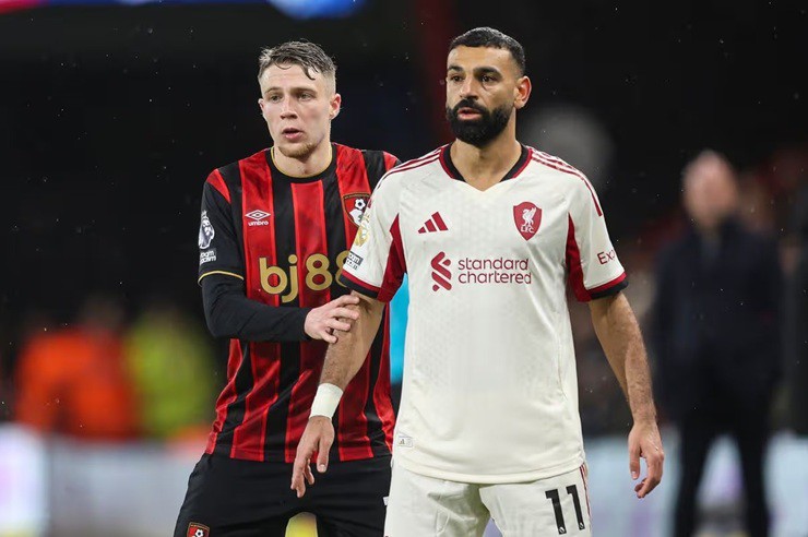Liverpool và Bournemouth đang cạnh tranh suất cuối cùng dự Champions League