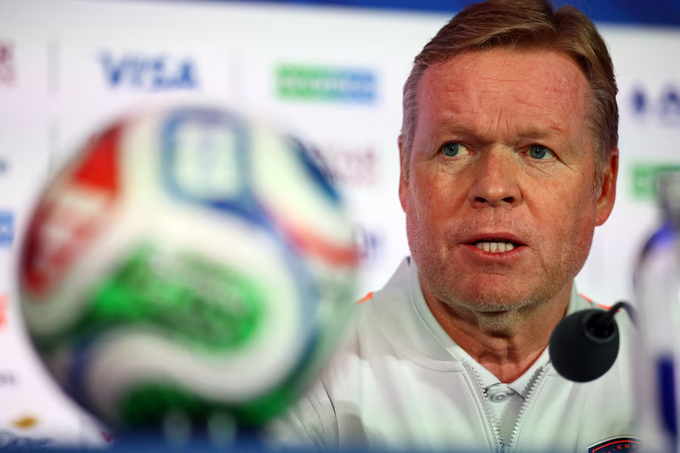 HLV Ronald Koeman trong buổi họp báo trước trận Hà Lan – Thụy Điển ở sân Houston, Houston, Texas, Mỹ ngày 19/6/2026. Ảnh: Reuters