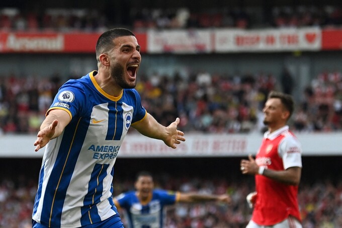 Deniz Undav mừng bàn nâng tỷ số lên 2-0 cho Brighton trong trận gặp Arsenal trên sân Emirates, London ngày 14/5/2023. Ảnh: AFP
