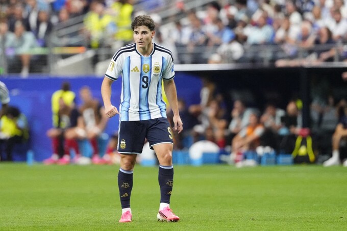 Julian Alvarez trong trận đấu Argentina - Áo ở vòng bảng World Cup 2026 trên sân Dallas, Texas, Mỹ ngày 22/6/2026. Ảnh: AFP