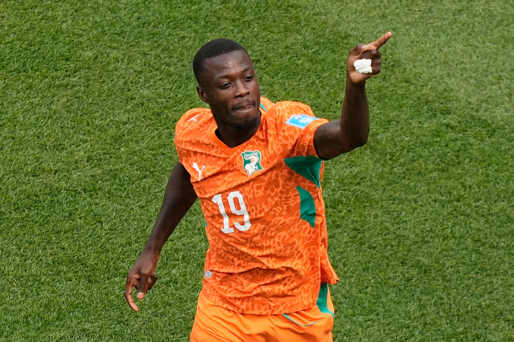 Tiền đạo Bờ Biển Ngà Nicolas Pepe (19) ghi cú đúp trong trận thắng Curacao 2-0 ở lượt cuối bảng E World Cup 2026 trên sân Philadelphia ở Mỹ ngày 25/6/2026. Ảnh: AP