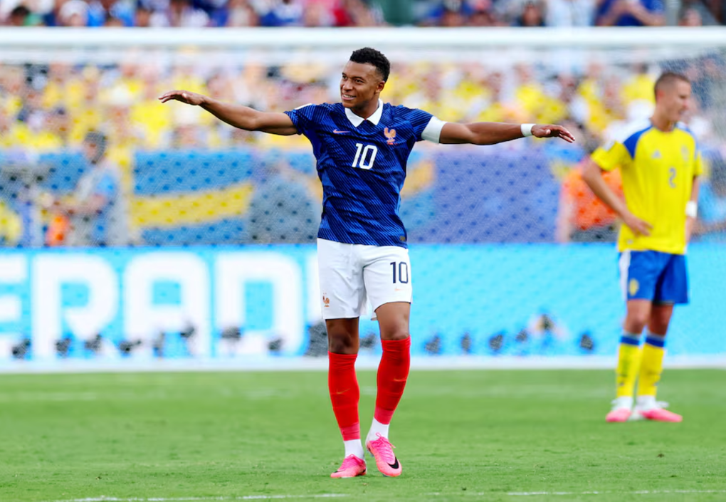 Kylian Mbappe mừng bàn trong trận Pháp thắng Thụy Điển 3-0 ở vòng 1/16 World Cup 2026 trên sân MetLife, East Rutherford, New Jersey, Mỹ ngày 30/6/2026. Ảnh: Reuters