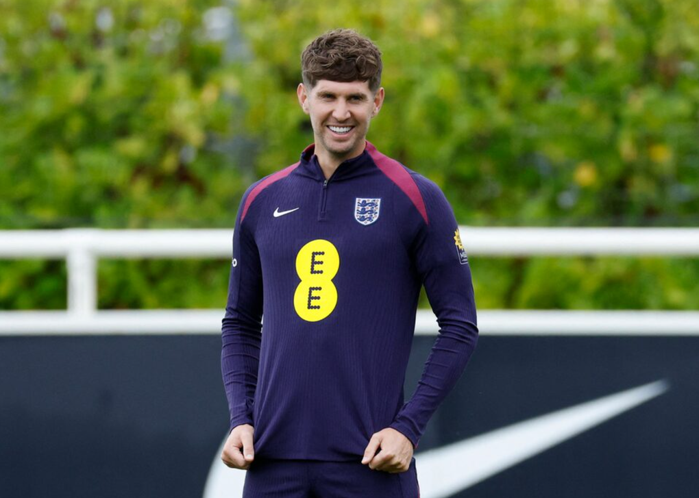 John Stones trên sân tập ở St Georges Park, Burton upon Trent, Anh ngày 3/9/2025. Ảnh: Reuters