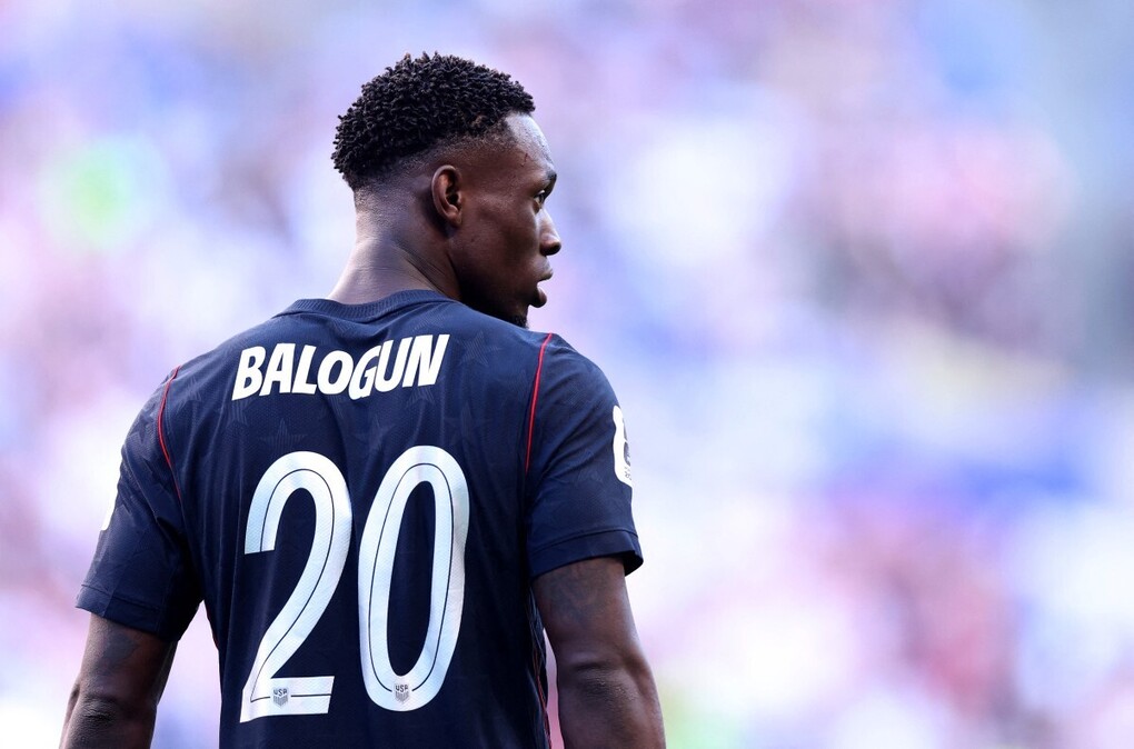 Tiền đạo Folarin Balogun trong trận đấu giữa đội tuyển Mỹ với Bỉ ngày 6/7. Ảnh: AFP