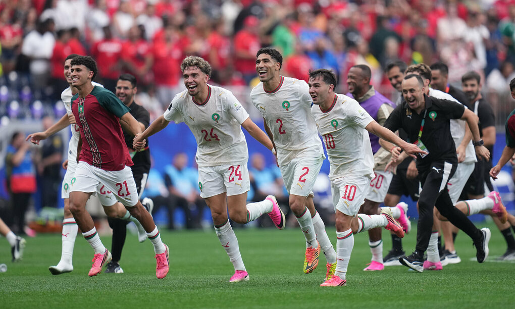 Cầu thủ Morocco mừng chiến thắng 3-0 trước Canada ở vòng 1/8 World Cup 2026 trên sân Houston, bang Texas, Mỹ ngày 4/7. Ảnh: AP