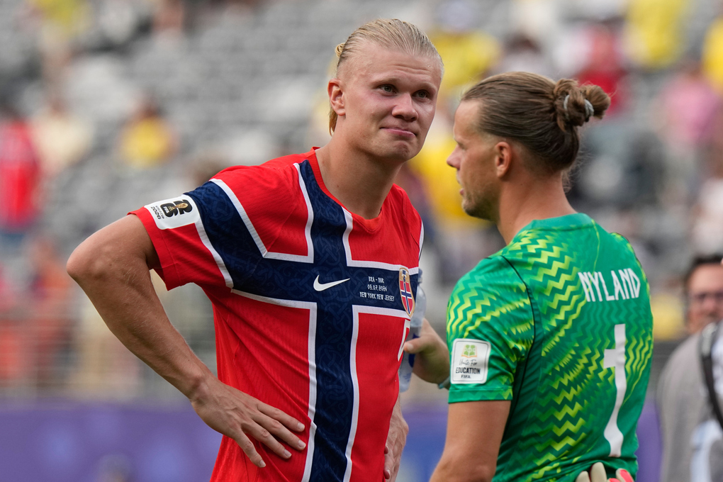 Tiền đạo Na Uy Erling Haaland ăn mừng sau khi thắng Brazil 2-1 ở vòng 1/8 World Cup 2026 trên sân New York New Jersey ở Mỹ ngày 5/7. Ảnh: AP