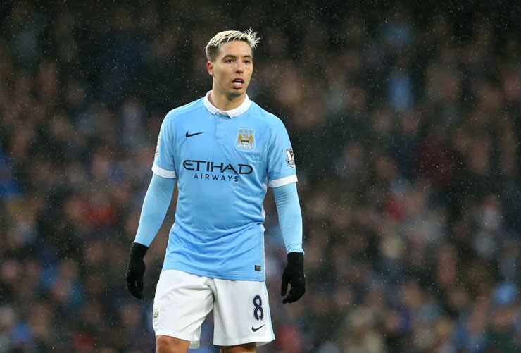 Cựu ngôi sao Manchester City Samir Nasri được cho là đã bị bắt giữ trong một cuộc điều tra rửa tiền có liên quan đến đường dây buôn lậu ma túy.