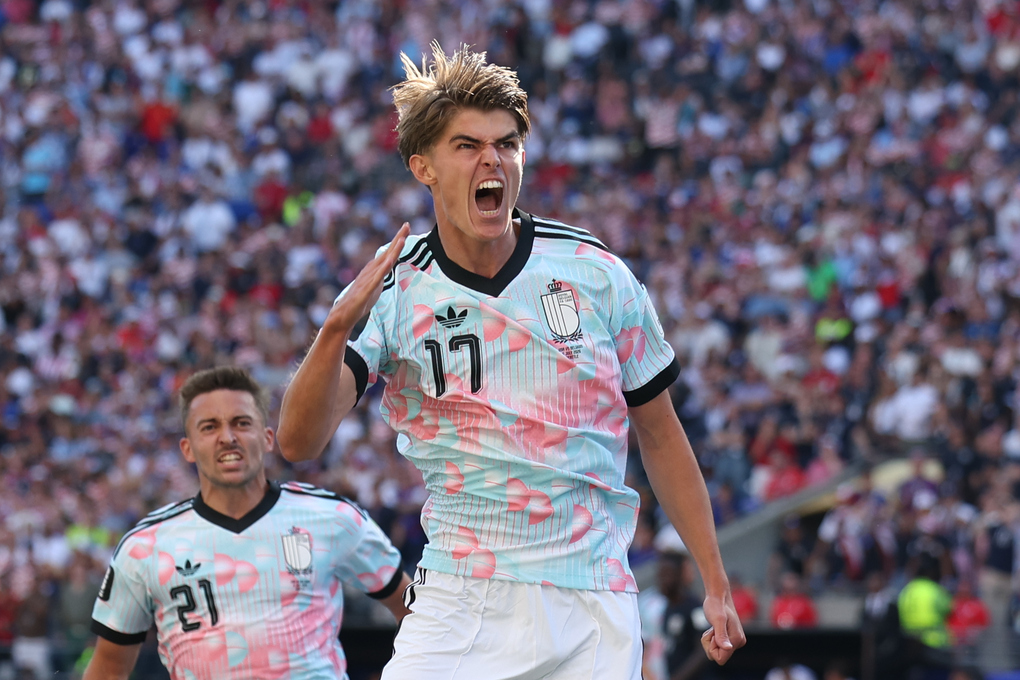 Charles De Ketelaere nhảy mừng bàn mở tỷ số trong trận Bỉ thắng Mỹ 4-1 ở vòng 1/8 World Cup 2026 trên sân Seattle, Mỹ ngày 6/7/2026. Ảnh: AP