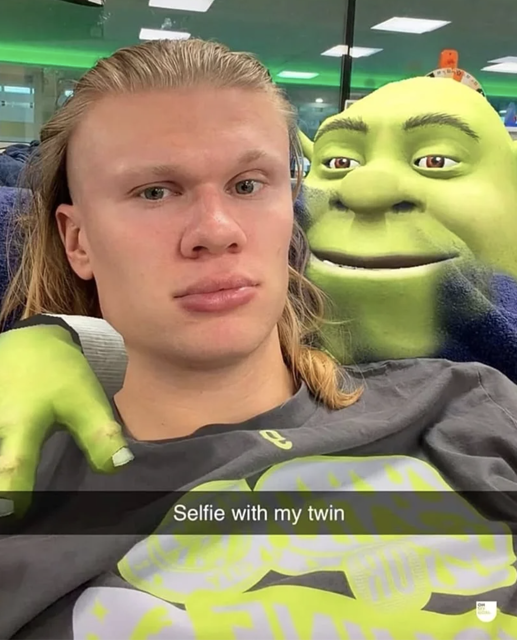 Erling Haaland chia sẻ ảnh ghép hình bản thân với quái vật Shrek trên trang cá nhân. Ảnh: Erling/Instagram