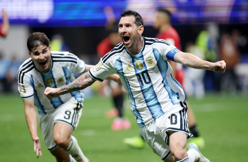 Messi ăn mừng bàn thắng trong trận Argentina – Ai Cập ở vòng 1/8 World Cup 2026 trên sân Mercedes-Benz, Atlanta, Mỹ ngày 7/7/2026. Ảnh: Reuters