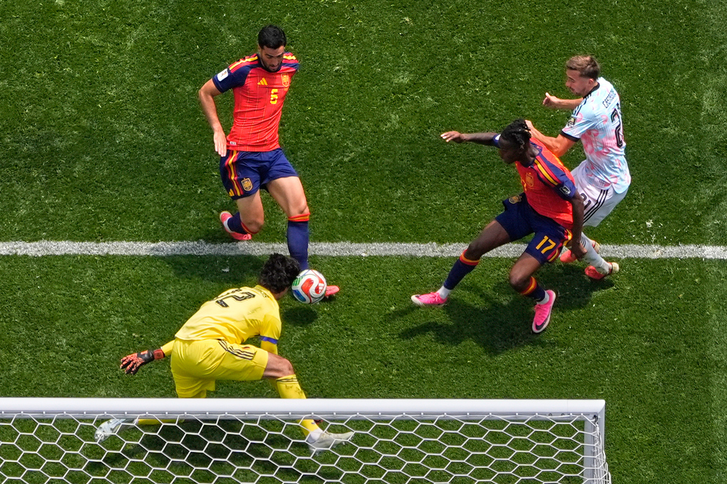 Mikel Merino (6) ghi bàn ở phút 88 trong trận Tây Ban Nha gặp Bỉ ở tứ kết World Cup 2026, trên sân Los Angeles, Mỹ ngày 10/7/2026. Ảnh: AP
