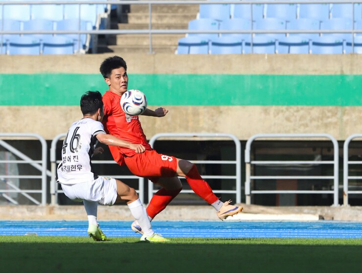 Xuân Son ghi bàn, ĐT Việt Nam ngược dòng hạ đội K-League 1 trước AFF Cup - 7
