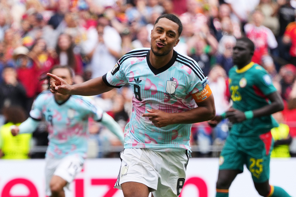 Tiền vệ Youri Tielemans (8) mừng sau khi ghi bàn ấn định thắng lợi 3-2 cho Bỉ trong trận gặp Senegal ở vòng 1/16 World Cup 2026 trên sân Seattle Mỹ ngày 1/7/2026. Ảnh: AP