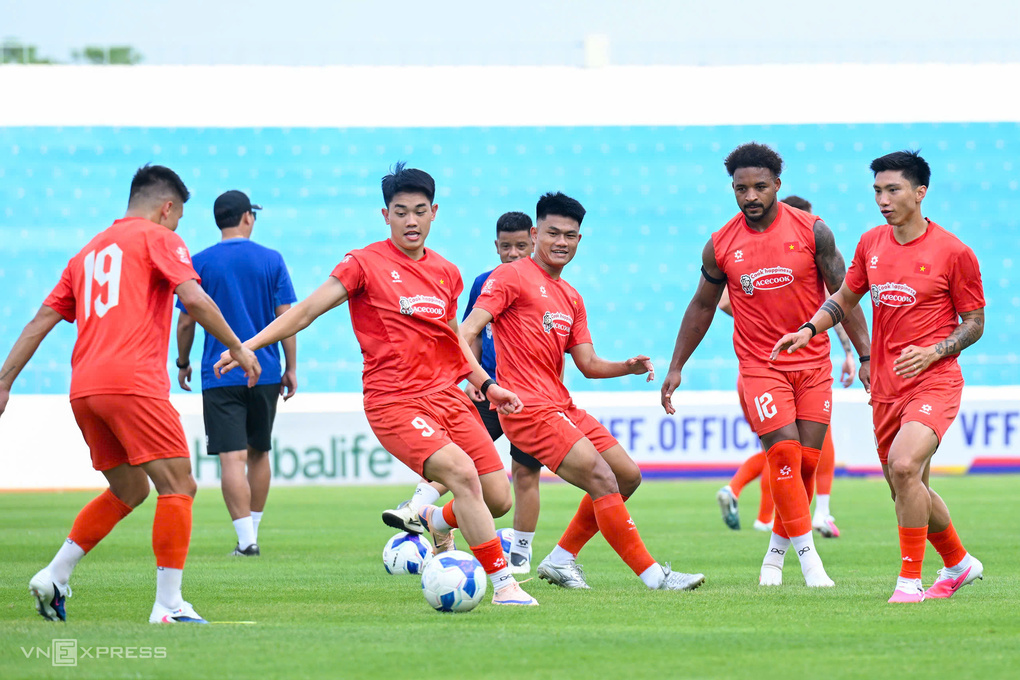 Đội tuyển Việt Nam tập luyện tại sân Thái Nguyên ngày 17/7/2026. Ảnh: Giang Huy