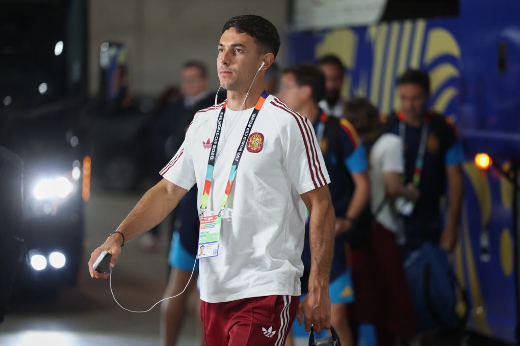 Tiền vệ Martin Zubimendi đến sân trước trận Bồ Đào Nha gặp Tây Ban Nha ở vòng 1/8 World Cup trên sân AT&T, Arlington, bang Texas, Mỹ ngày 6/7/2026. Ảnh: AP