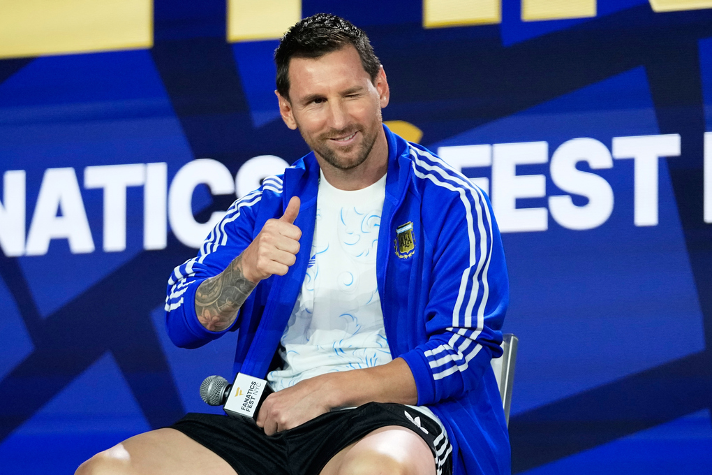 Lionel Messi trong buổi họp báo trước trận chung kết World Cup 2026 giữa Argentina và Tây Ban Nha tại New York hôm 17/7. Ảnh: AP