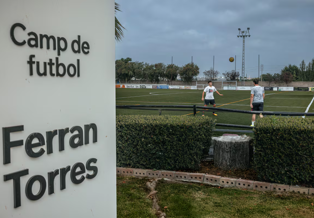 Sân bóng địa phương ở Foios, Valencia, nơi Ferran Torres sinh ra và được đặt theo tên tiền đạo của đội tuyển Tây Ban Nha. Ảnh: EFE