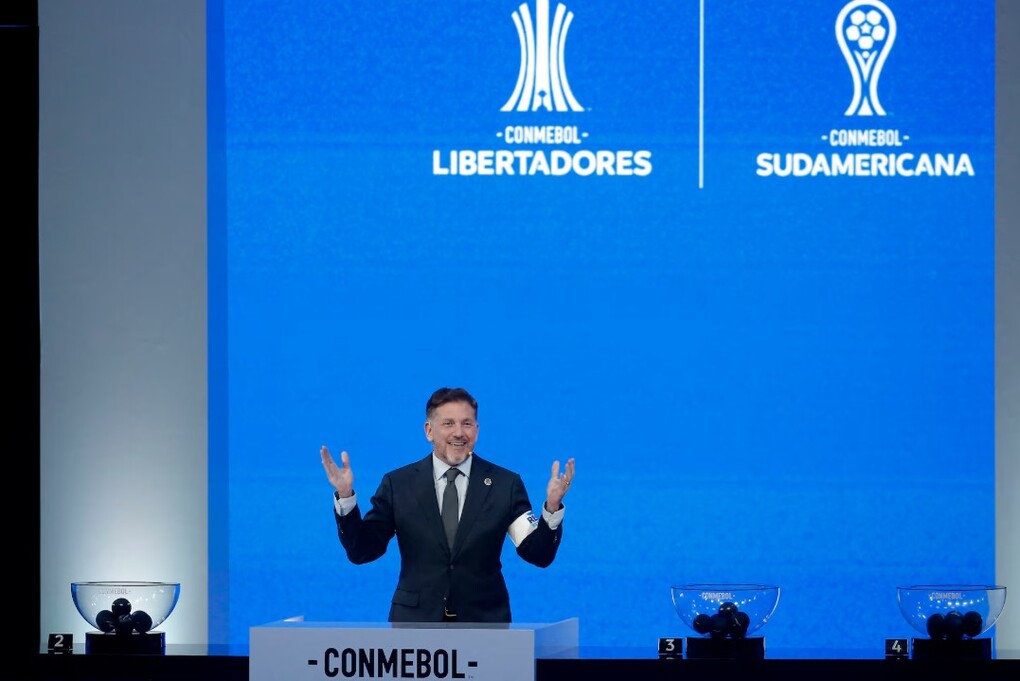 Chủ tịch CONMEBOL Alejandro Domínguez tham dự lễ bốc thăm vòng bảng Copa Libertadores 2026 tại Trung tâm Hội nghị CONMEBOL ở Luque, Paraguay, ngày 19/3. Ảnh: Reuters
