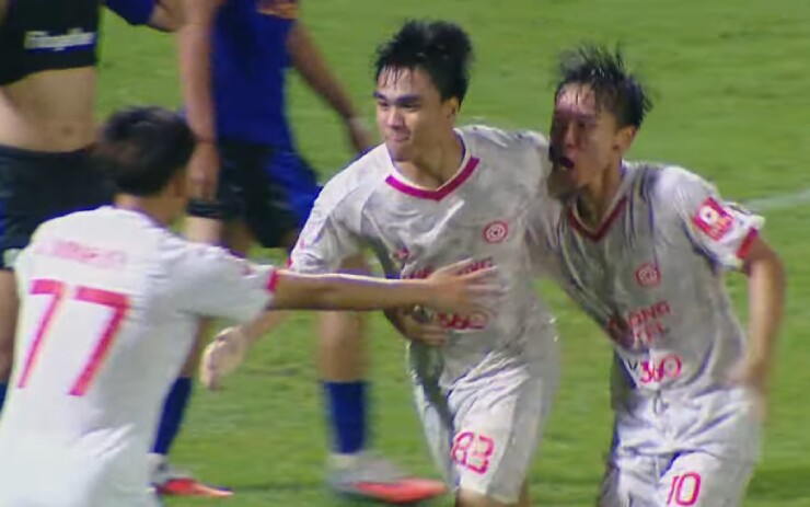 Công Phương tỏa sáng giúp U21 Thể Công Viettel vào chung kết
